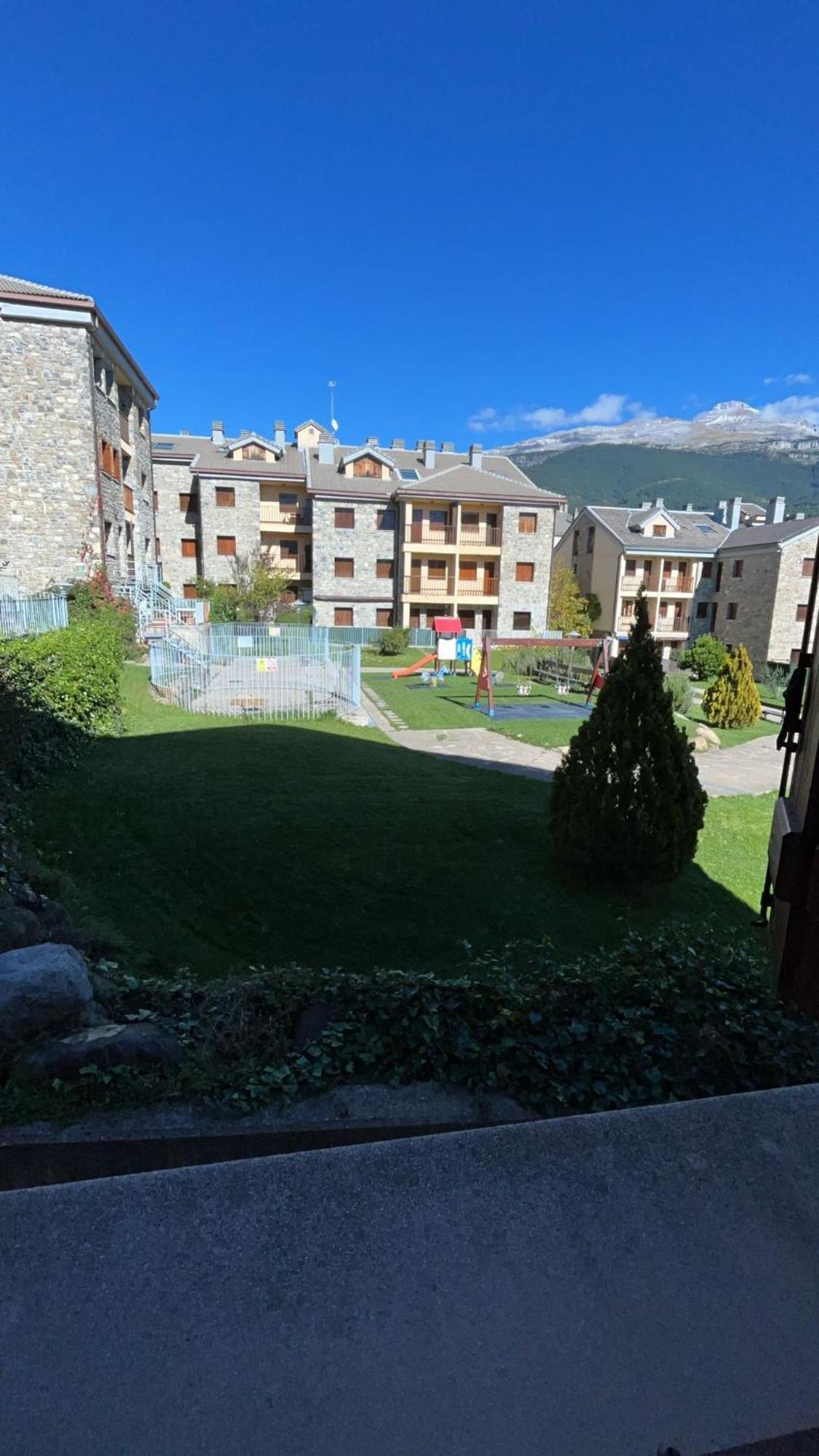 Apartamento El Roble Villanúa Esterno foto